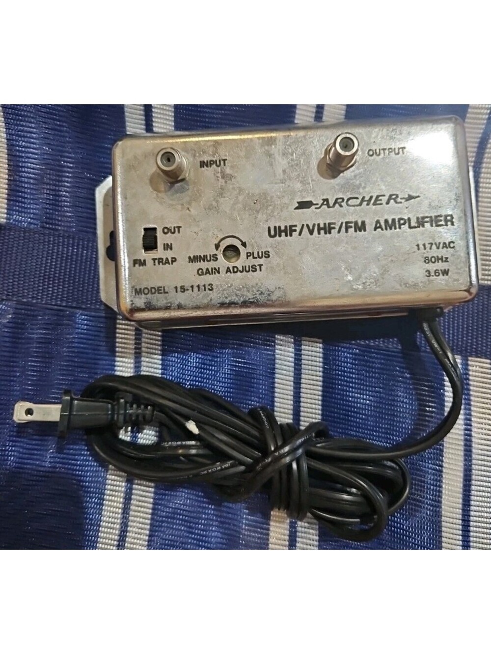 Archer UHF/VHF/FM Amplifier 117VAC 60Hz 3.6W Model 15-1113A